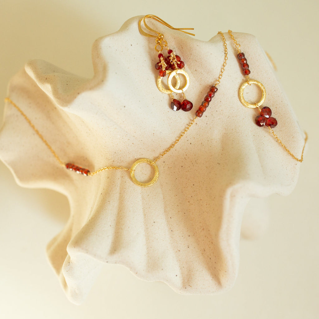 Garnet Solara Necklace
