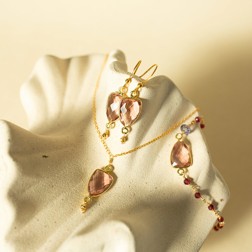 Rhodolite Garnet Gold Isla Bracelet