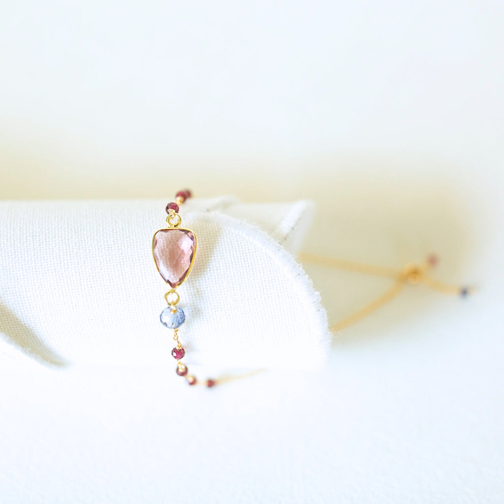 Rhodolite Garnet Gold Isla Bracelet