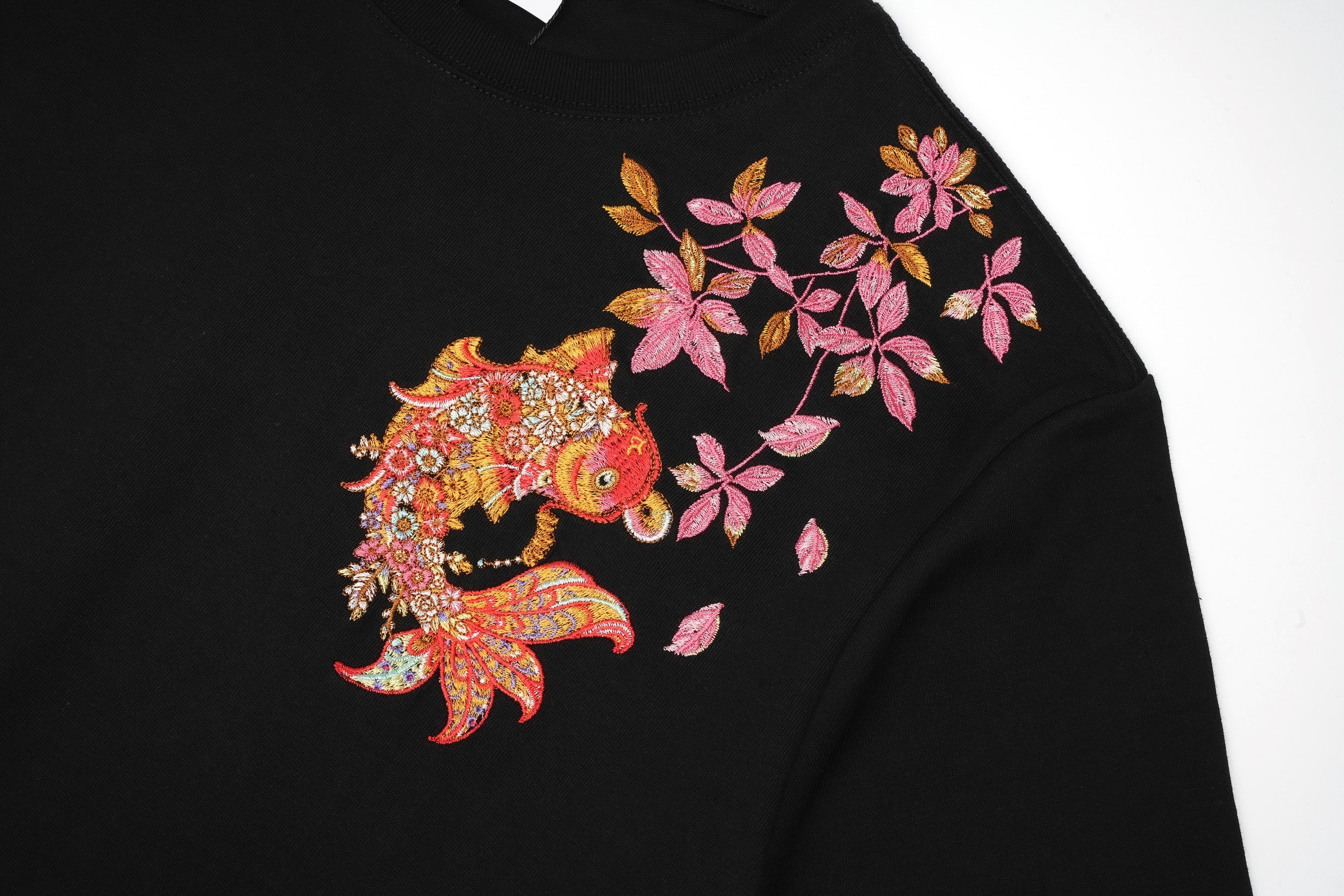 ET522 Gold Coin Koi Embroidered Tee
