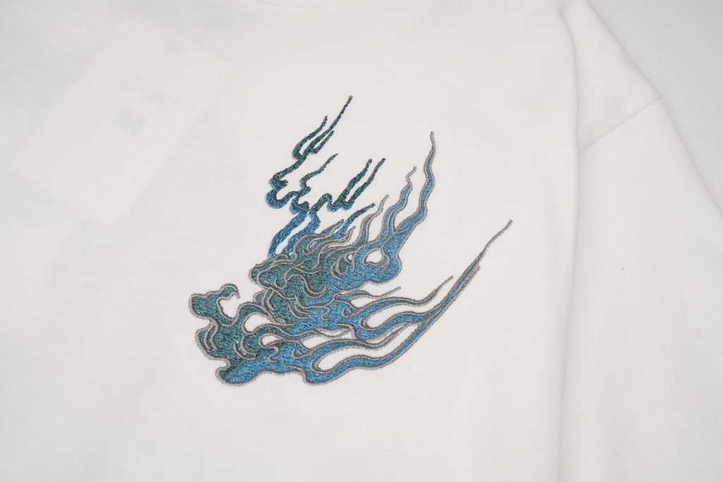 ET9817 Flaming White Tiger Embroidered Tee
